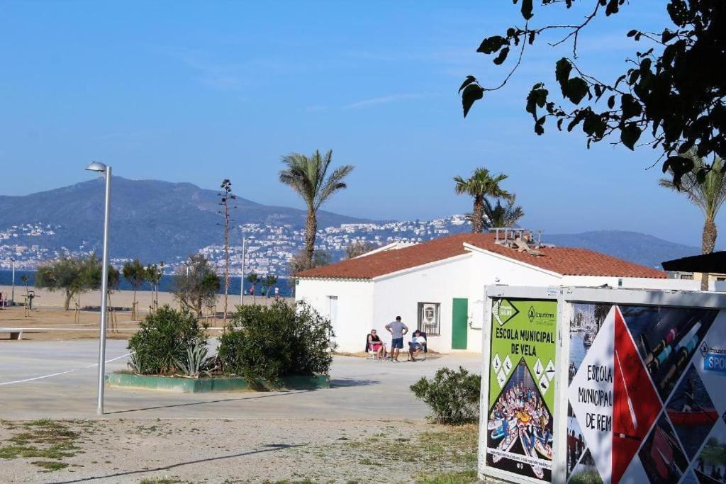 A16-Casa Con Barbacoa En La Playa Villa Empuriabrava Exterior foto